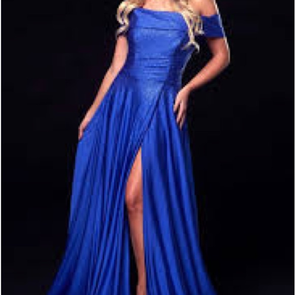Ava Presley 37323 Elegant Blue Off-Shoulder Gown hot stones train size 2 NWOT